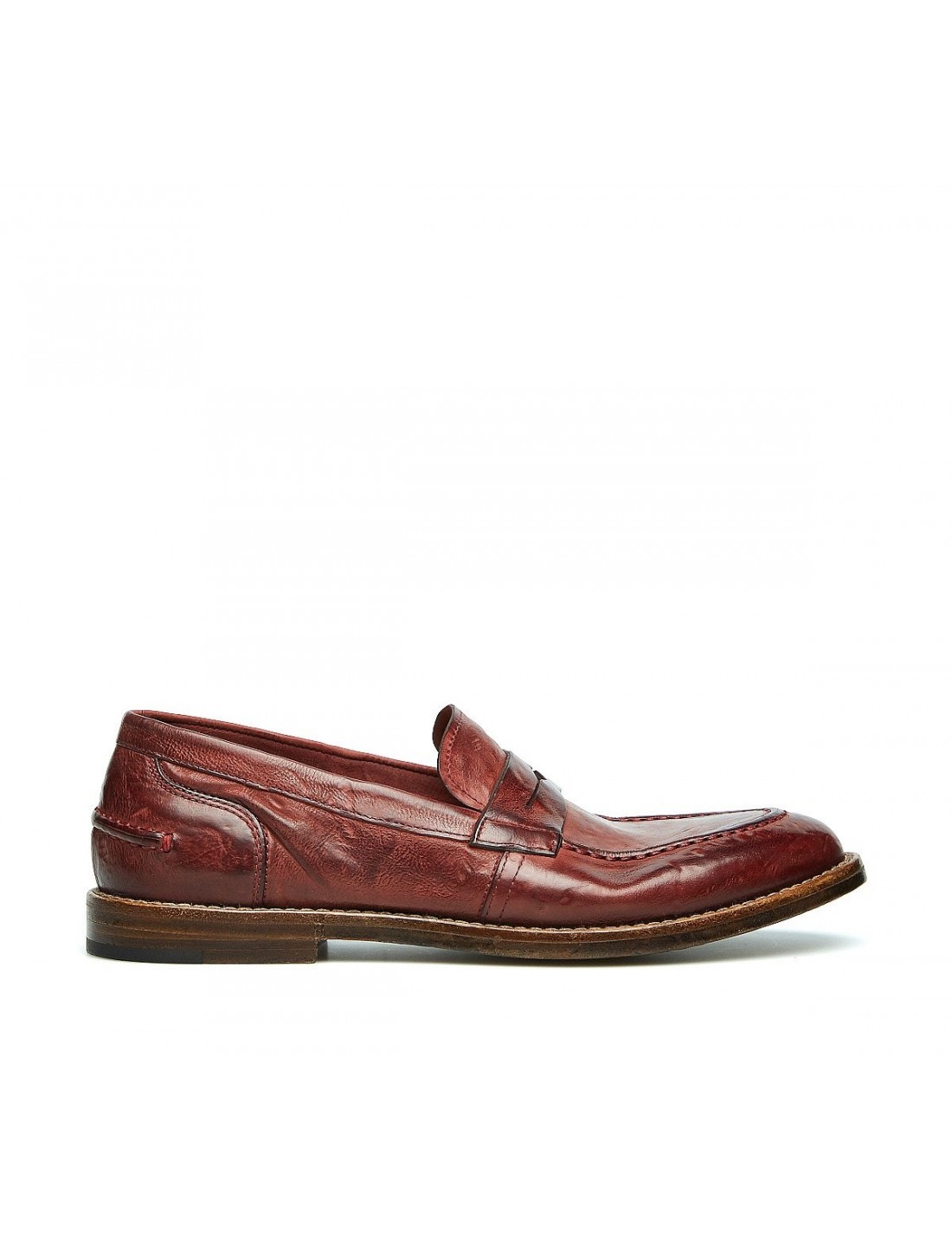 Vintage-style moccasins in calfskin with raised stitching and penny bar on the front - view 1