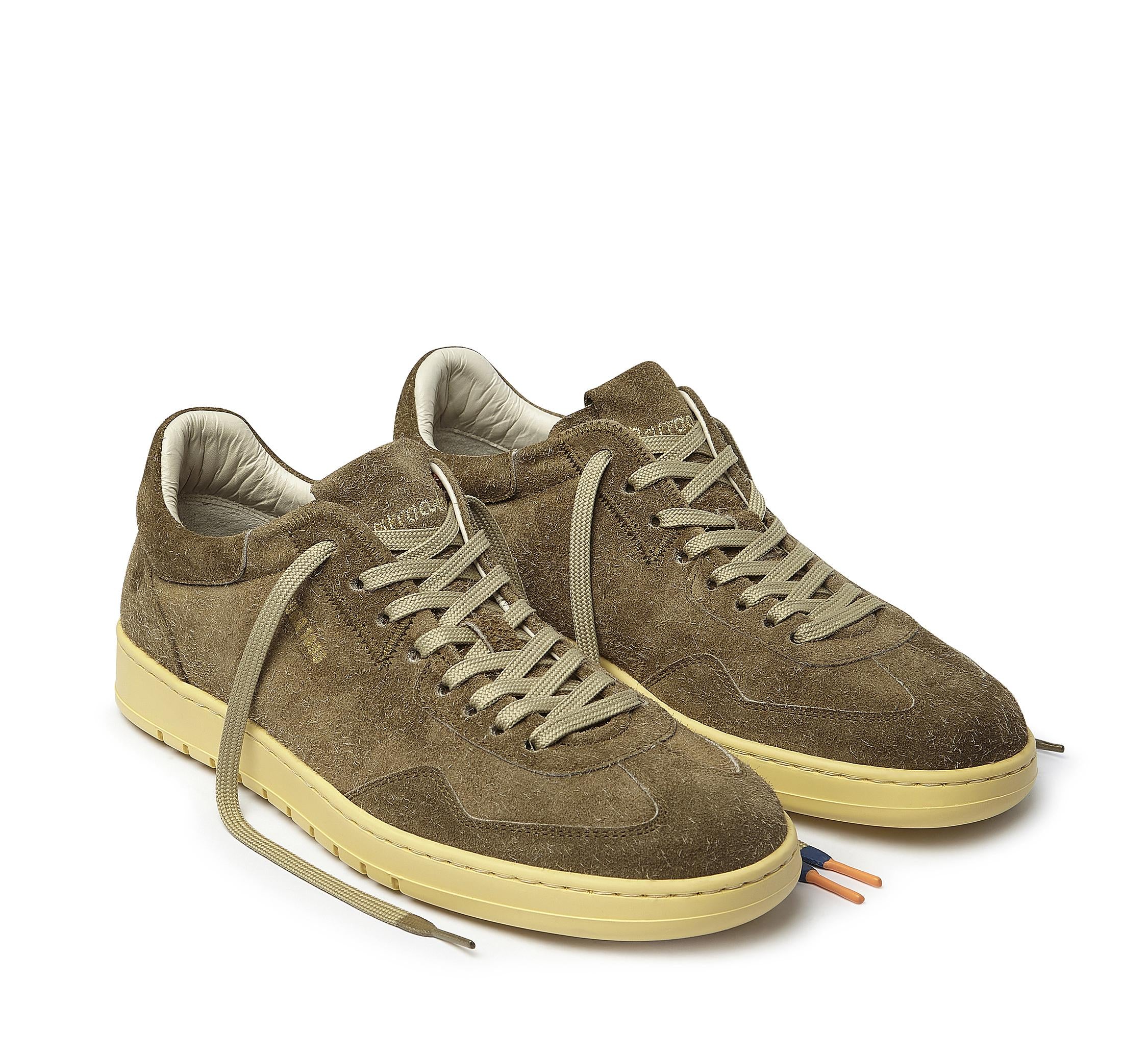 Guga BU3520 A00GORWOO509 03_Barracuda 